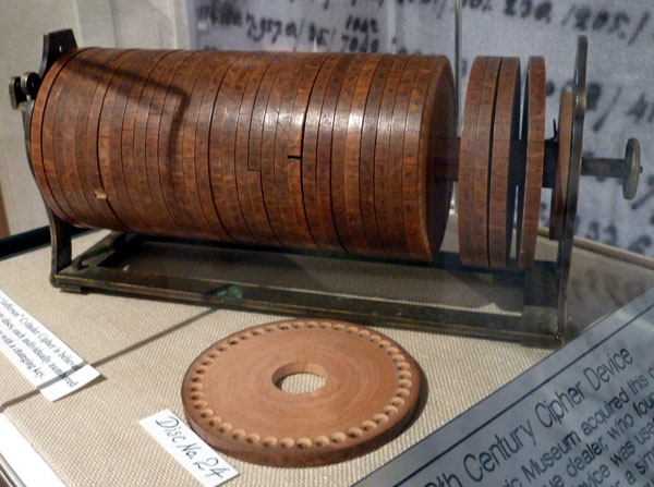 18th_century_cipher_disk_01.jpg