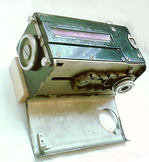 a21_03.jpg