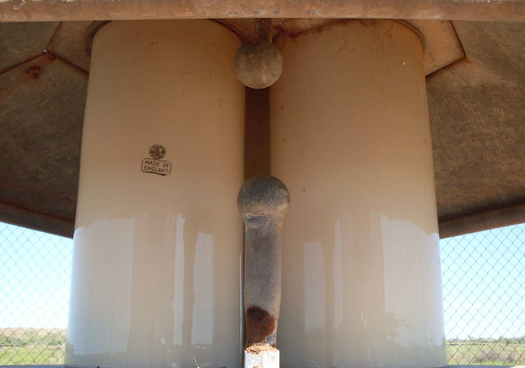 decca_australia_woodbrook_tower_insulators.jpg