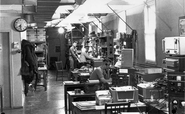 alert_operations_room_1958.jpg