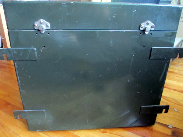 at3_te176_rear_view.jpg