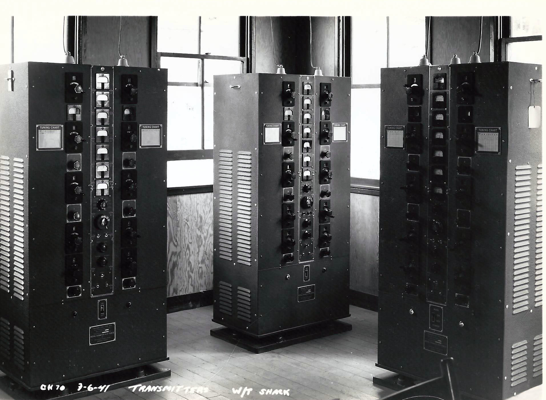 at3_trio_01.jpg