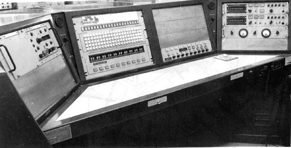 1980s_remote_control_oj5002_remote_system_console.jpg