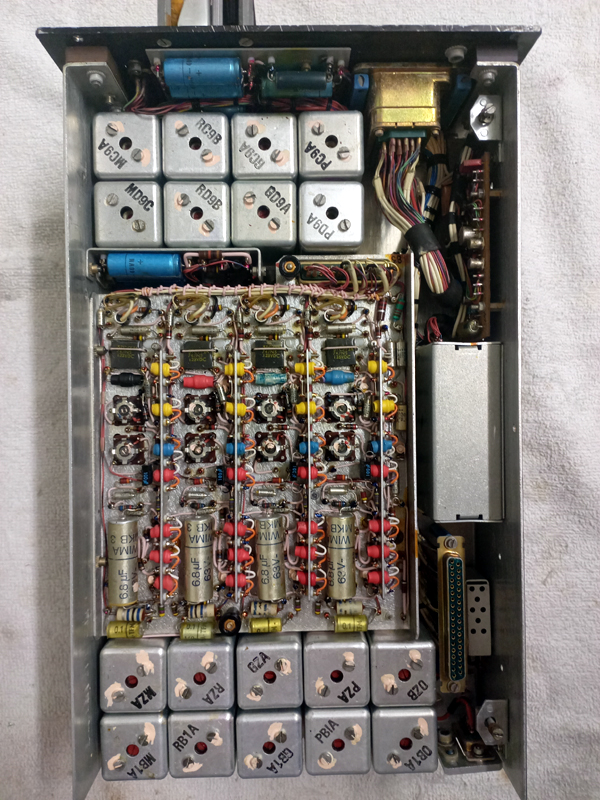 /decca_mk19_right_side_locked_osc_1756.jpg